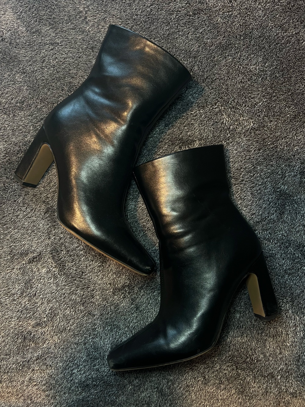 heeled boots